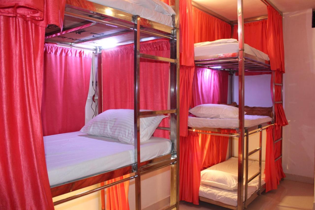 Sunset Backpackers Hostel أورشها المظهر الخارجي الصورة